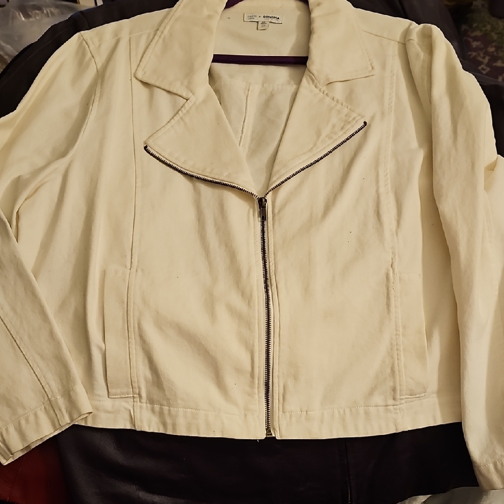 Love Tree Cream Jean Jacket
